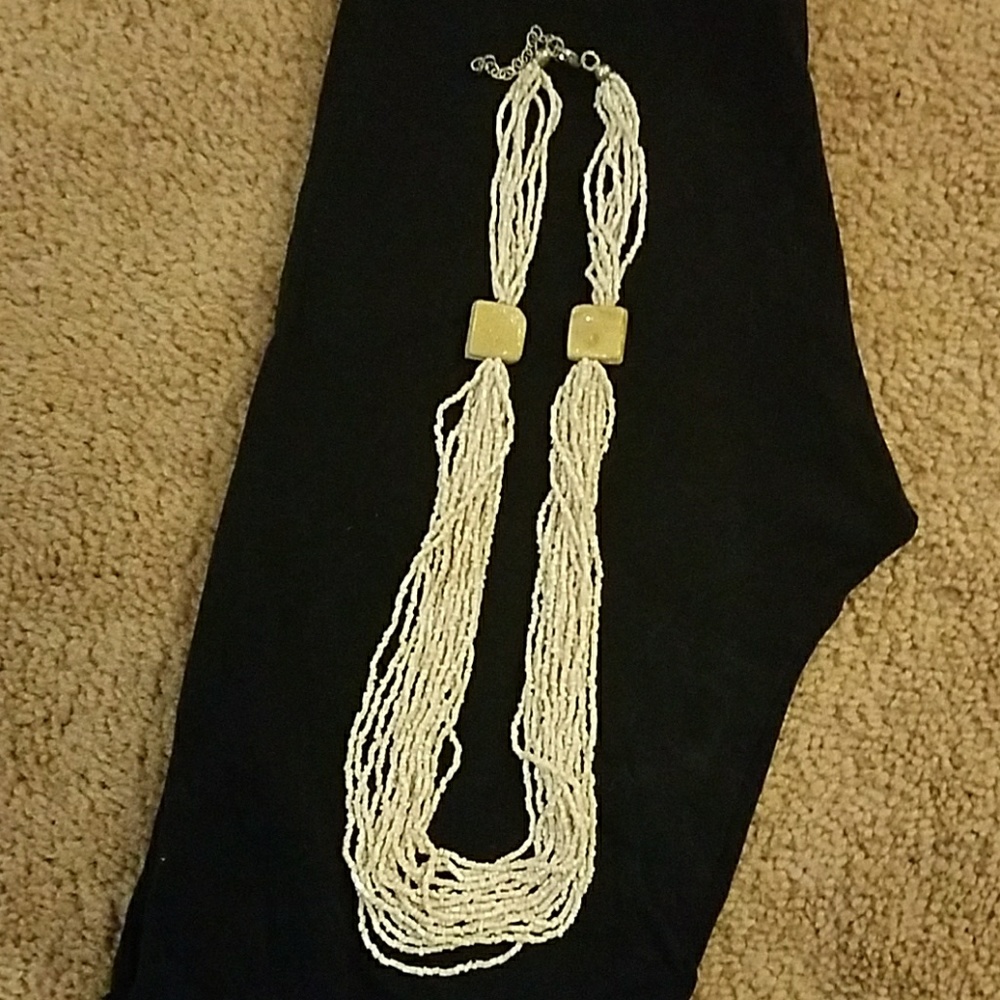 Bead necklace